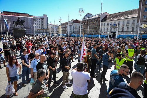 First protest in Zagreb on Ban Josip Jelacic Square 2